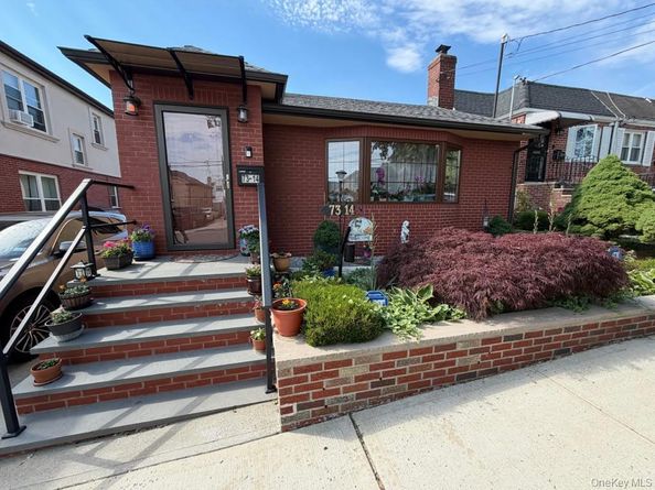 7314 69th Avenue, Middle Village NY 11379