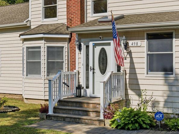 498 Miller Place Road, Miller Place NY 11764