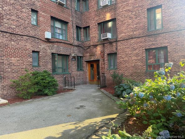 1969 McGraw Avenue 6B, Bronx NY 10462