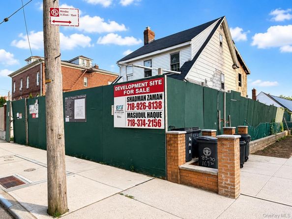 8334 169th Street, Jamaica Hills NY 11432