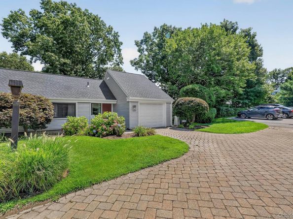 88 Heritage Hills B, Somers NY 10589