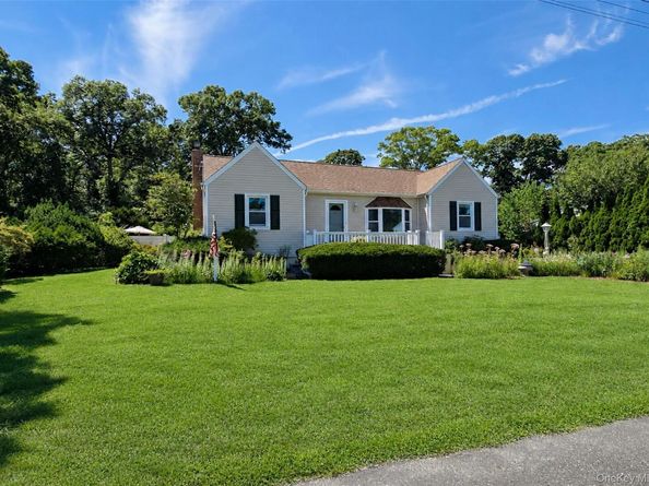 102 Magnolia Drive, Selden NY 11784