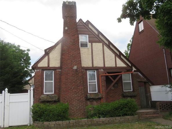 740 Wesley Street, North Baldwin NY 11510