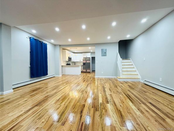 1627 Pilgrim Avenue, Bronx NY 10461
