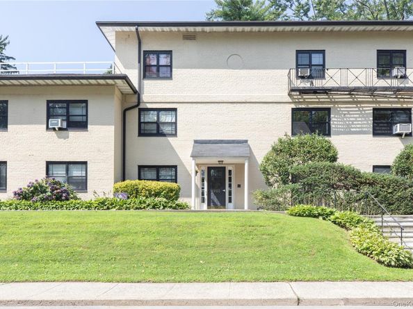 1263 California Road 2R, Eastchester NY 10709