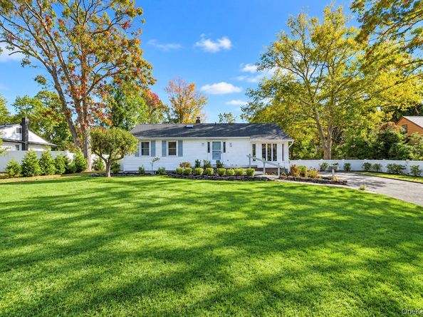 153 Juniper Avenue, Smithtown NY 11787