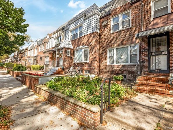 64-45 79th Street, Middle Village NY 11379