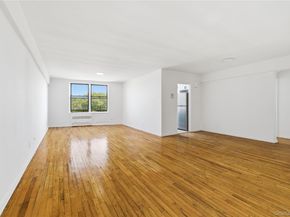 1040 Neilson Street 4F, Far Rockaway NY 11691