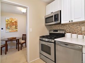 21 Fairview Avenue 717, Tuckahoe NY 10707