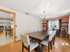 16 Valley Street, Ronkonkoma NY 11779