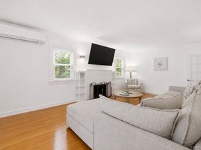 27 Alice Court, East Rockaway NY 11518