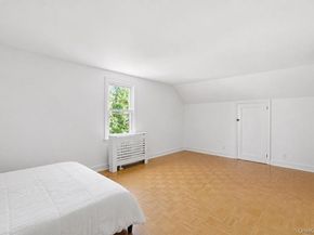 27 Alice Court, East Rockaway NY 11518