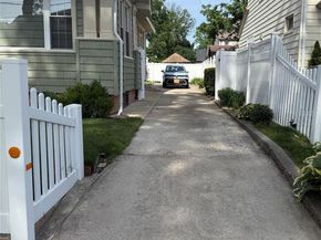 110-07 196th Street, Saint Albans NY 11412