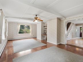 4 Russett Lane, Great River NY 11739