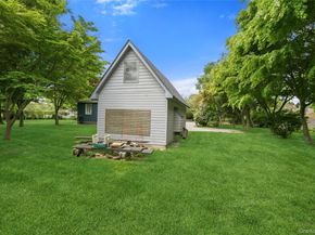 4 Russett Lane, Great River NY 11739