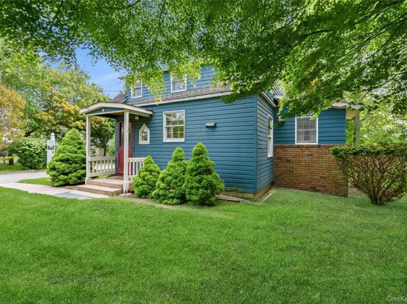 4 Russett Lane, Great River NY 11739