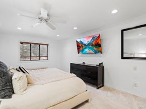 39 Chestnut Lane, Woodbury NY 11797