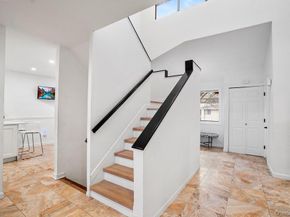 39 Chestnut Lane, Woodbury NY 11797