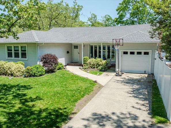 534 Allen Road, Woodmere NY 11598
