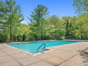 127 Stone Bridge Square, Chappaqua NY 10514