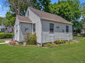 193 Manhattan Avenue, West Babylon NY 11704