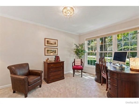 17 Cross River Road, Mount Kisco NY 10549