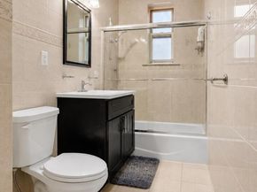 69-09 108th St 504, Forest Hills NY 11375