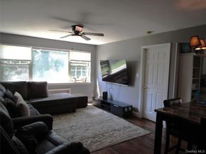 324 Post Avenue 1G, Westbury NY 11590