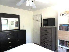 324 Post Avenue 1G, Westbury NY 11590