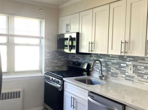 324 Post Avenue 1G, Westbury NY 11590