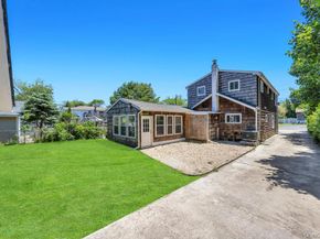 29 Pearsall Street, Babylon NY 11702