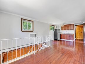 29 Pearsall Street, Babylon NY 11702