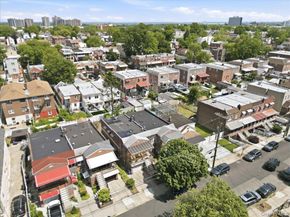 2752 Fish Avenue, Bronx NY 10469