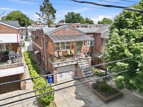 2752 Fish Avenue, Bronx NY 10469