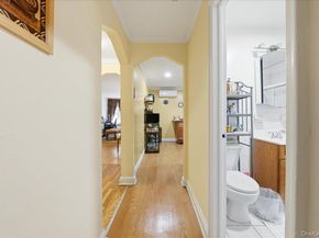2752 Fish Avenue, Bronx NY 10469