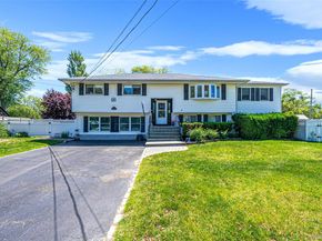 20 Rochelle Court, Amityville NY 11701