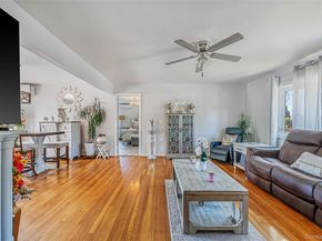 20 Rochelle Court, Amityville NY 11701