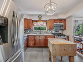 20 Rochelle Court, Amityville NY 11701