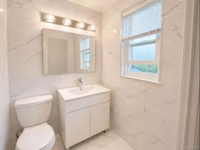 3 Carolyn Court, Syosset NY 11791