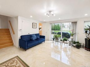 3 Carolyn Court, Syosset NY 11791