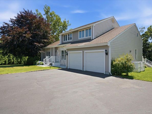 117 Southfield Road, Baiting Hollow NY 11933