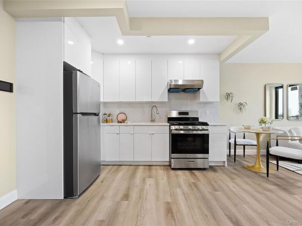 163-07 72nd Ave 2C, Fresh Meadows NY 11365
