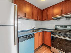 81-15 Queens Boulevard 4H, Elmhurst NY 11373