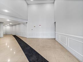 81-15 Queens Boulevard 4H, Elmhurst NY 11373
