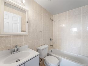81-15 Queens Boulevard 4H, Elmhurst NY 11373