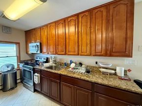 106 E 7th Road, Broad Channel NY 11693