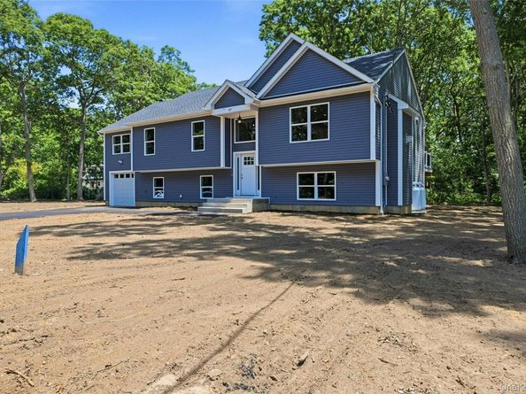 37 2nd Street, Moriches NY 11955