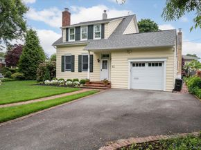 63 Cedar Road, Westbury NY 11590