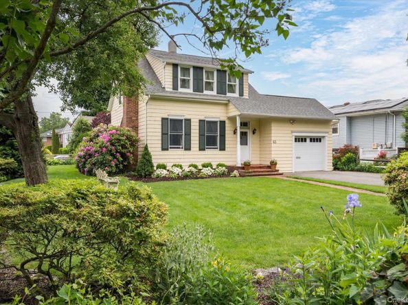 63 Cedar Road, Westbury NY 11590