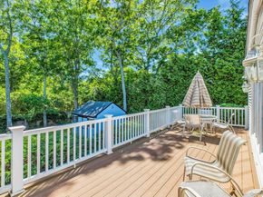 6 Oldfield Lane, East Quogue NY 11942